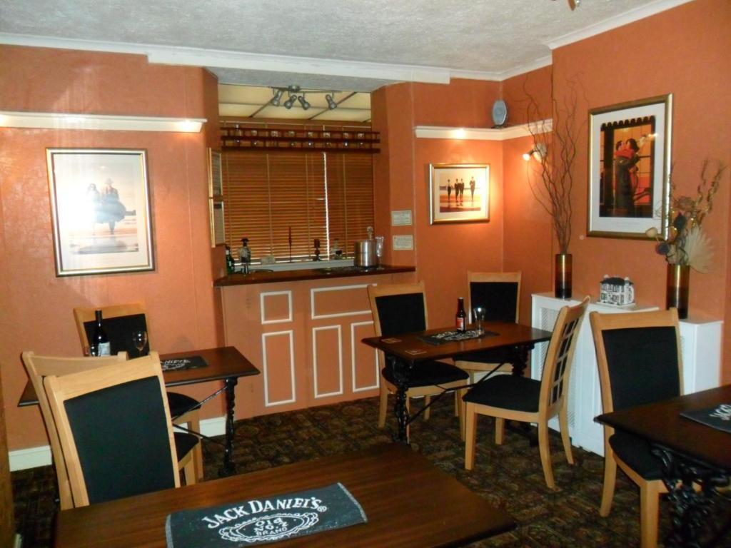 Exton House Hotel Торки Екстериор снимка