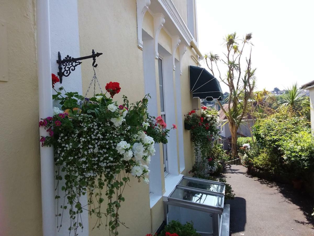 Exton House Hotel Торки Екстериор снимка